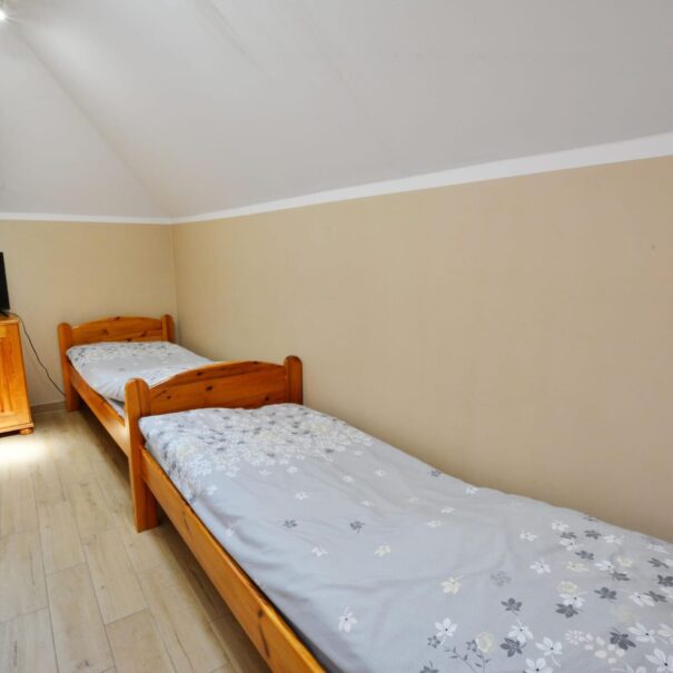 WhatsApp Image 2024-04-15 at 09.11.12 (2)