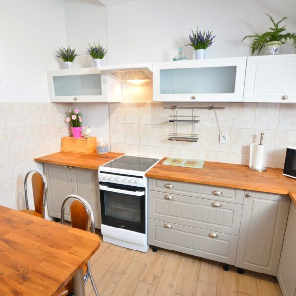 WhatsApp Image 2024-04-15 at 09.11.13 (2)